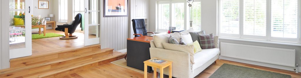 estate living sofa 1024x267.jpg